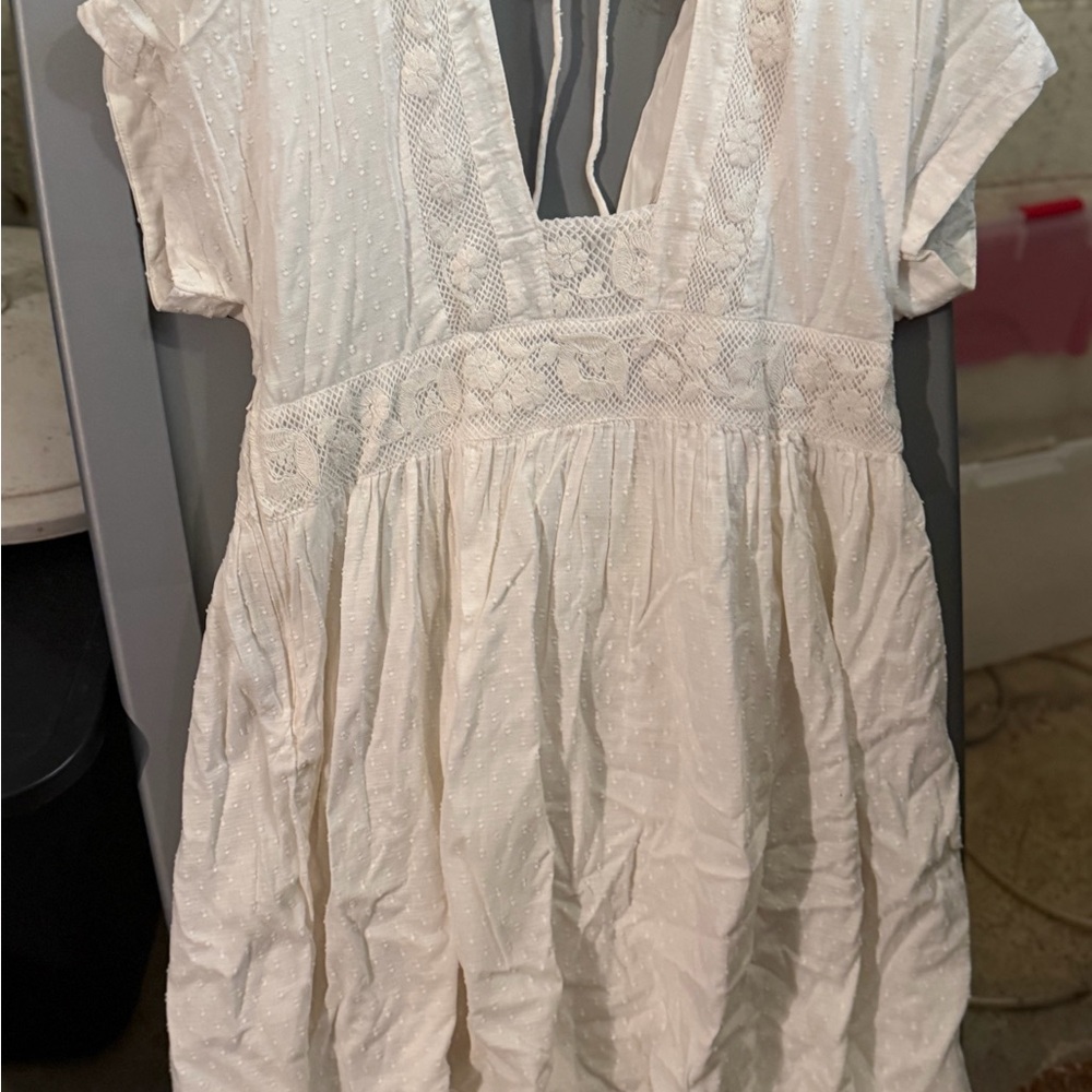 Shyanne Cream Eyelet Lace Dress - Picture 1 of 3